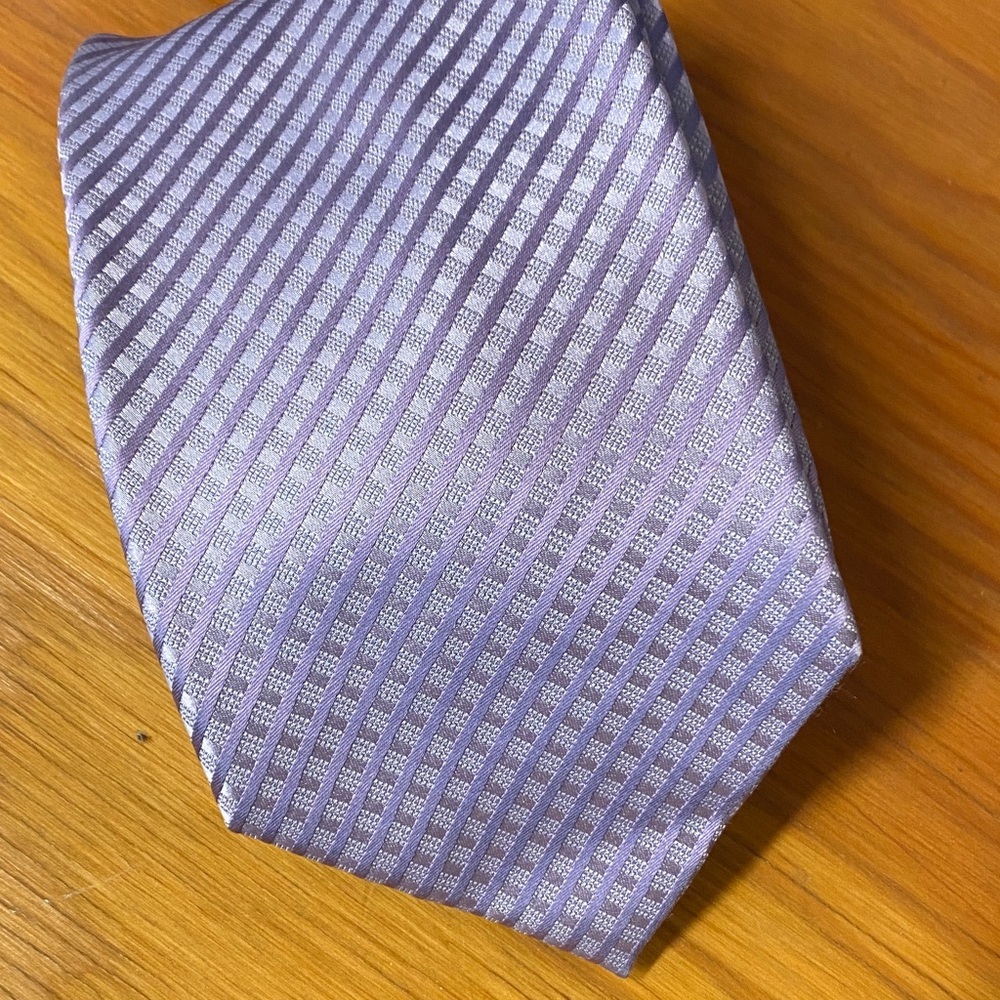 Sean John silk tie lavender geometric print business professional formal